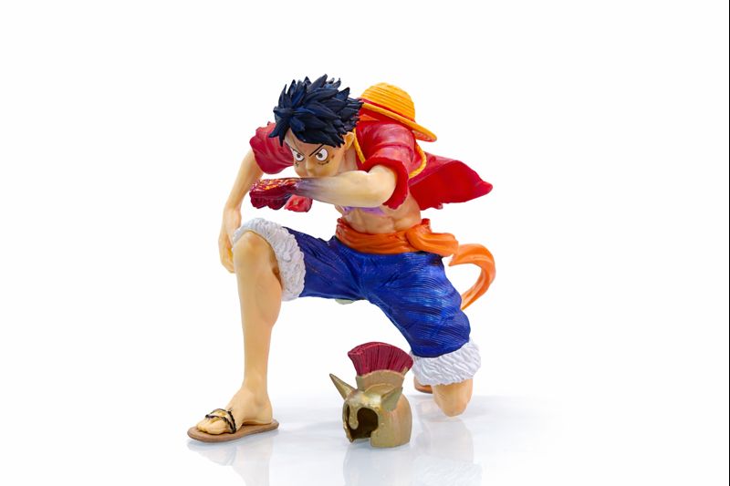Luffy (ready for action pose) ACTION FIGURE - (12)